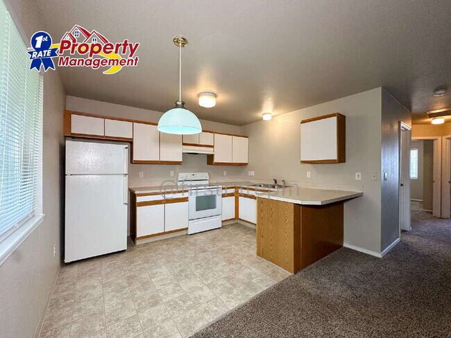 Building Photo - 4721 W Pasadena Ln