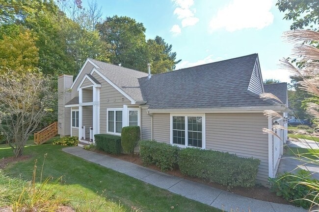 Building Photo - 123 Lordvale Blvd