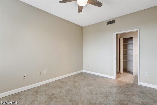 Building Photo - 1105 Reserve Ct