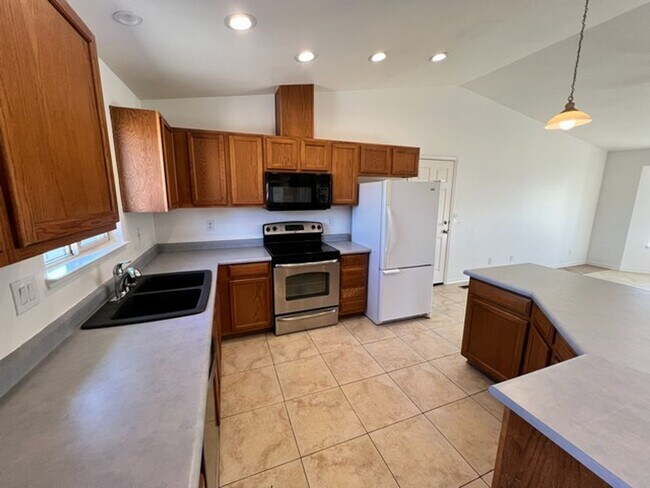 Building Photo - One Third Acre lot Three Bedroom near Spanish Springs High