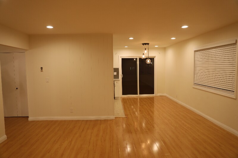 Building Photo - 116 Buccaneer St