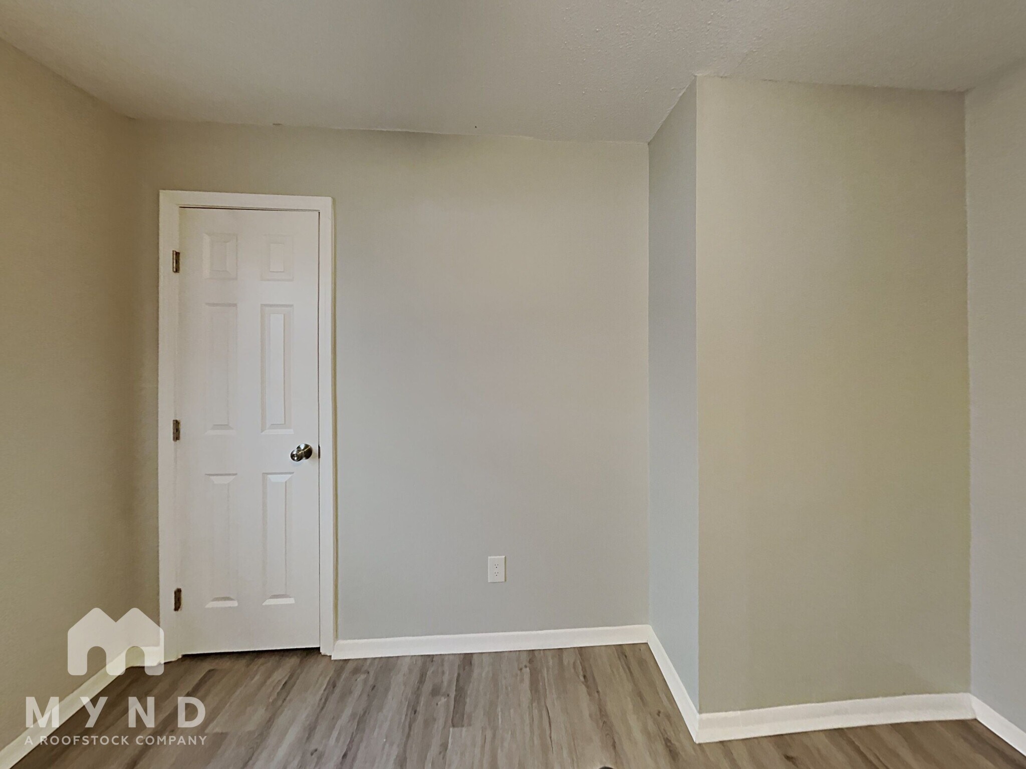 Building Photo - 5575 Oglesby Rd