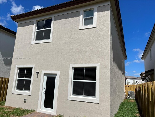 Building Photo - 2364 NW 130th St