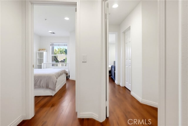 Building Photo - 303 Terra Bella