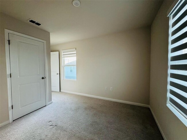 Building Photo - 222 Blueberry Ln