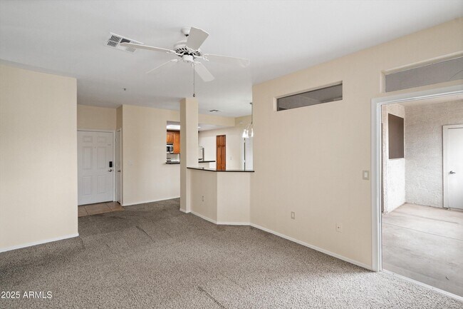 Building Photo - 11375 E Sahuaro Dr