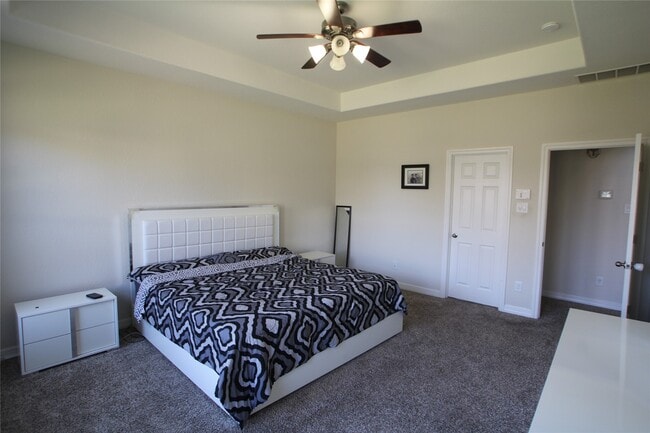 Building Photo - 9406 Heath River Ln