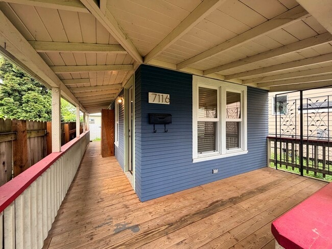 Building Photo - Charming 1BR Cottage | Private Cul-de-Sac & Wrap-Around Porch