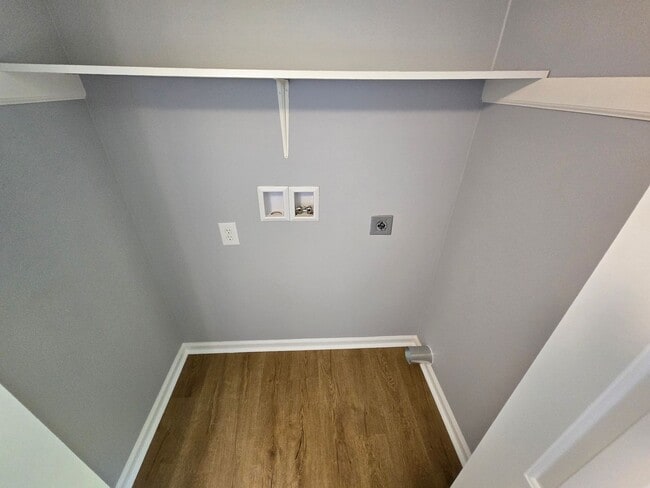 Building Photo - For Rent – Updated 3 Bedroom, 2 Bath Brick...
