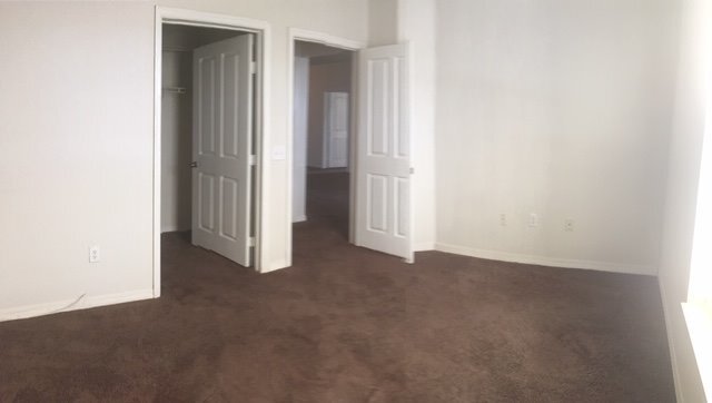 Building Photo - 1011 Hemingway Cir