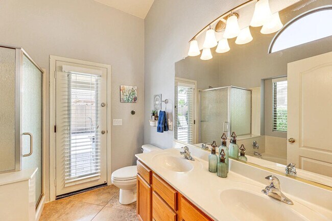 Building Photo - 43854 W Cahill Dr