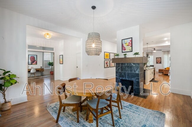 Building Photo - 1458 Beecher St SW