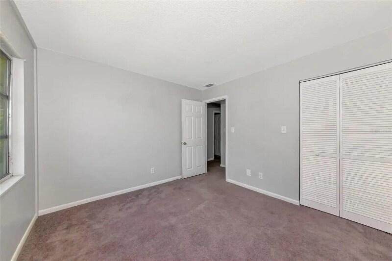 Building Photo - 405 Barlow Ave