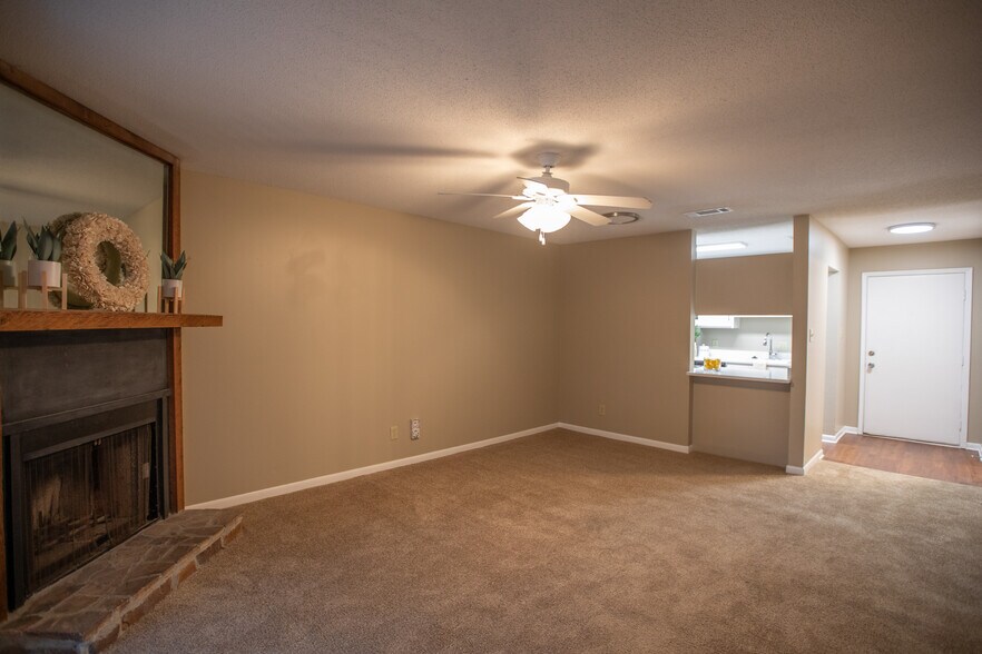 East Bay Apartment Homes 2200 East Bay Dr Daphne AL 36526 Apartment