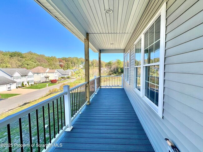 Building Photo - 105 Black Walnut Dr