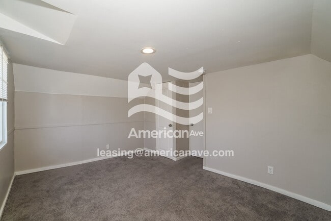 Building Photo - 1725 N Gale Ave