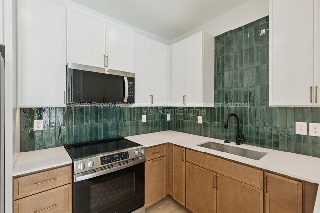 Building Photo - 1624 NW 17th St