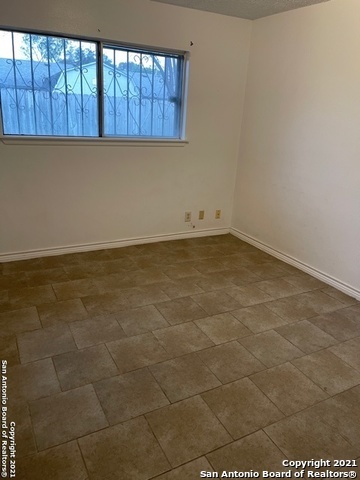 Building Photo - 6614 Cedar Hill