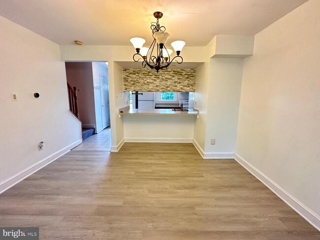 Building Photo - 14434 Cool Oak Ln
