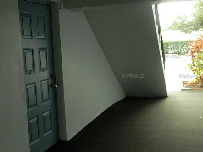 Building Photo - 8203 Sun Spring Cir