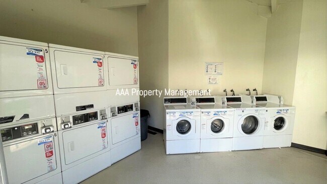 Building Photo - Concord Beautiful remodeled 1 bedroom 1 bath condo! Central location