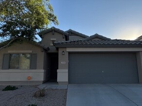 Building Photo - Beautiful 4-bed SFH in Tolleson