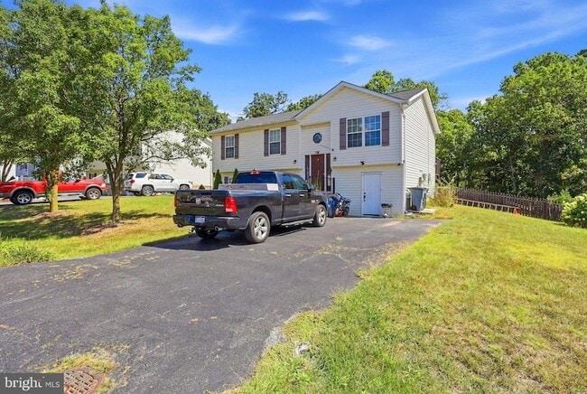 Building Photo - 94 Longwood Dr