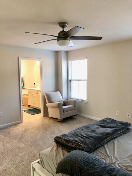 Master Bedroom (3) - 4014 Audubon Park Dr