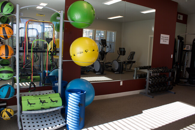 Fitness Center - 17182 SW Appledale Rd