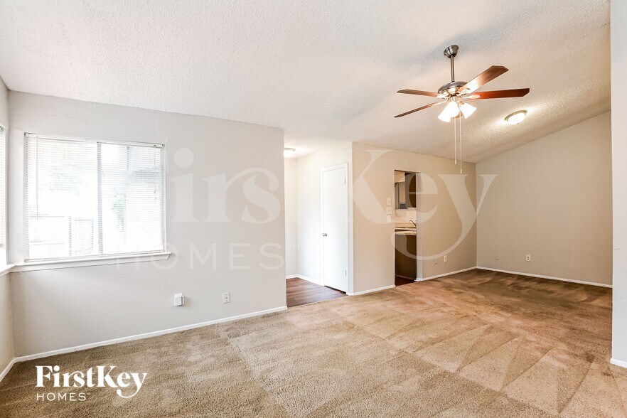 Building Photo - 6356 Porterway Dr