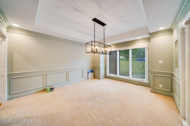 Building Photo - 12307 Ridgeview Dr