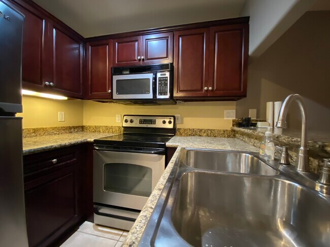 Kitchen - 3731 37th St