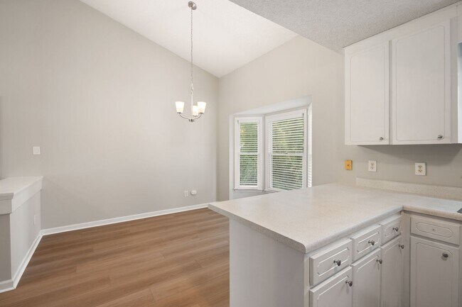 Building Photo - 2909 Buckboard Ln