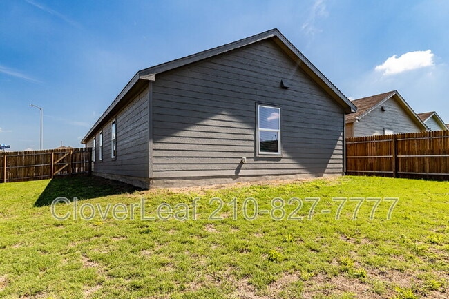 Building Photo - 4407 Grassland Pass