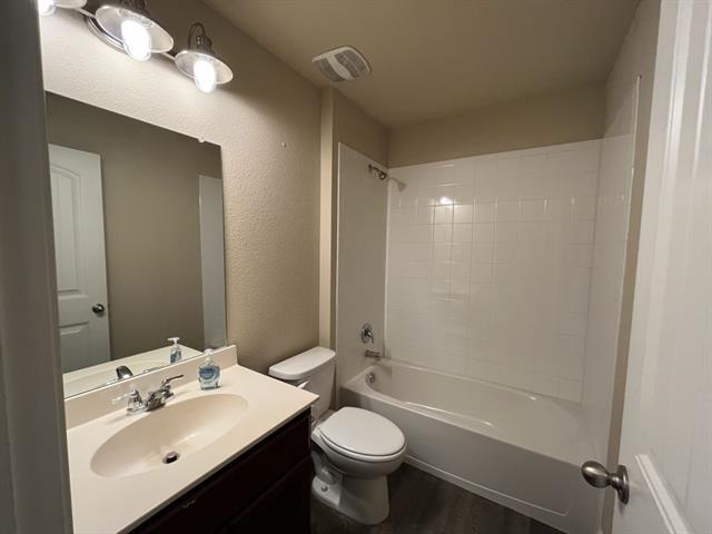 Building Photo - 1052 Decker Dr