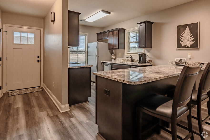 Kitchen Island - Chandler Reserve Club