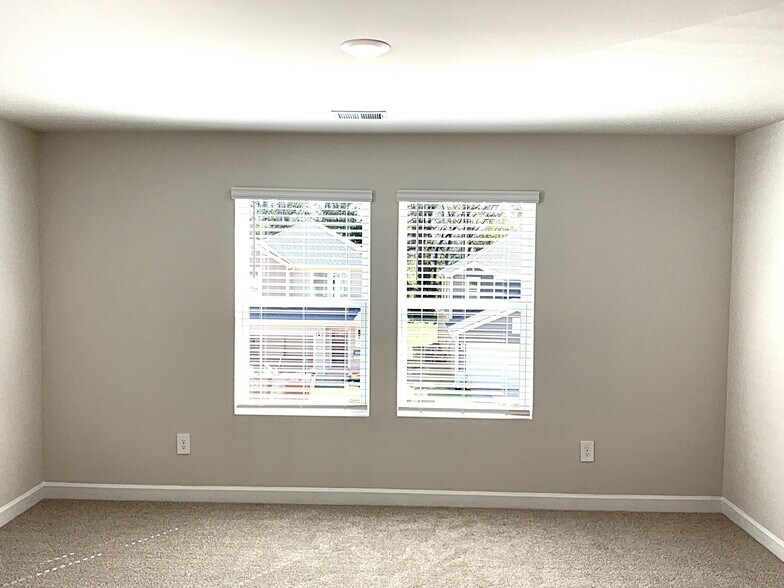 Building Photo - 548 Crowder Pl