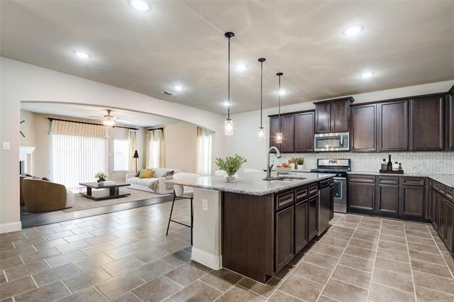 Building Photo - 517 Alice Ln