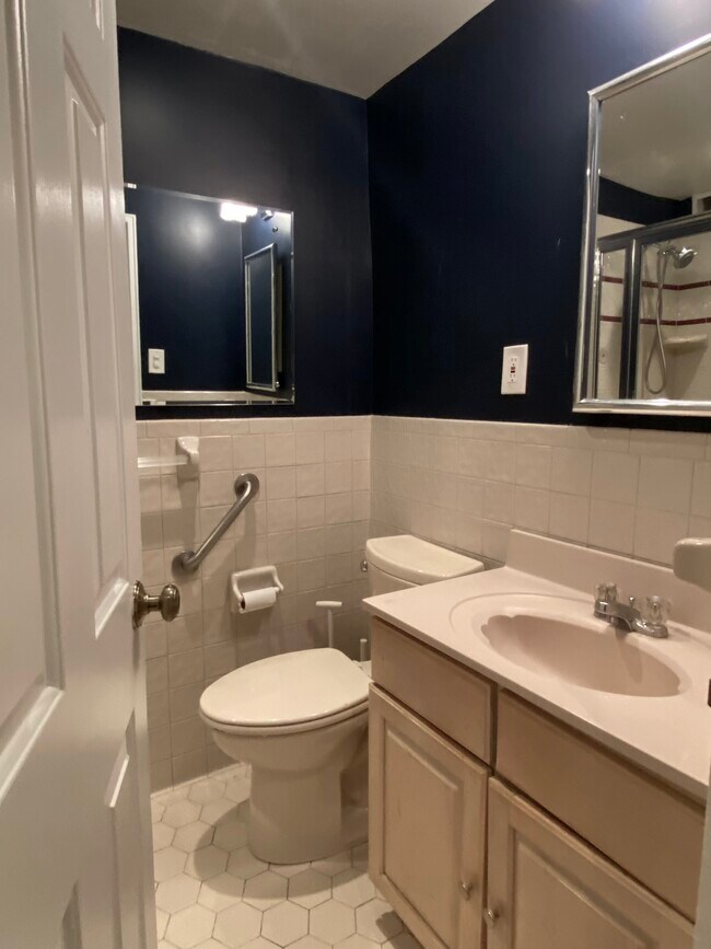 Building Photo - 5301 Westbard Cir
