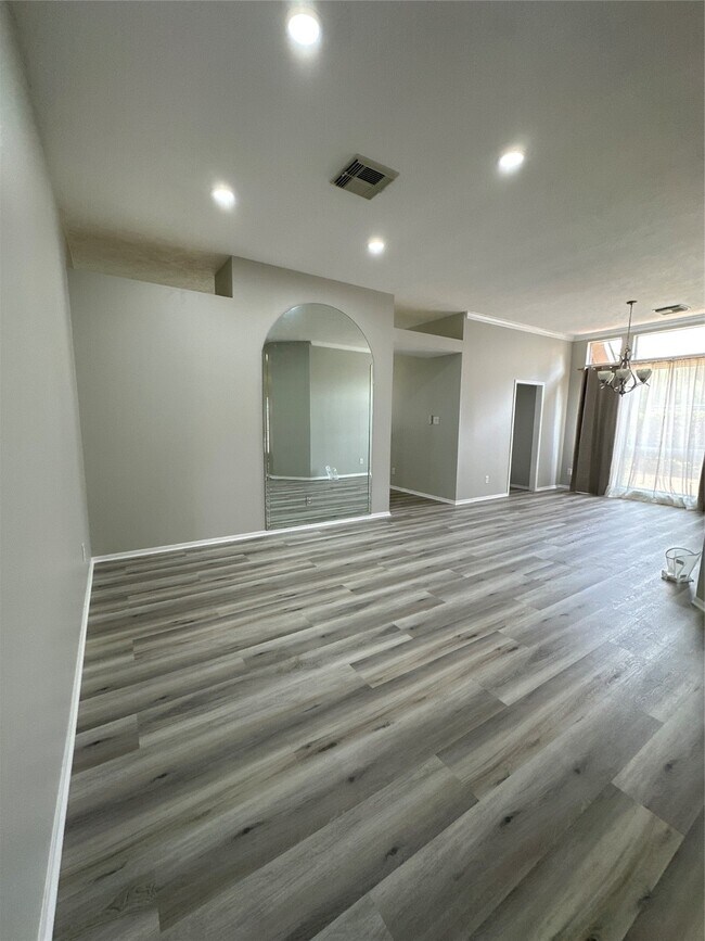 Building Photo - 11411 Oak Lake Vista Ct