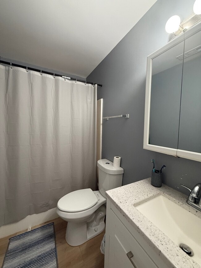 Building Photo - 1498 E Ports O Call Dr