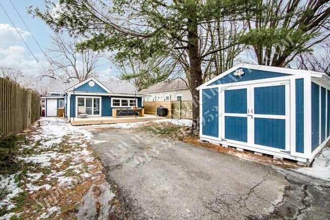 Building Photo - Beautiful Ranch Home in Brookside-Availabl...