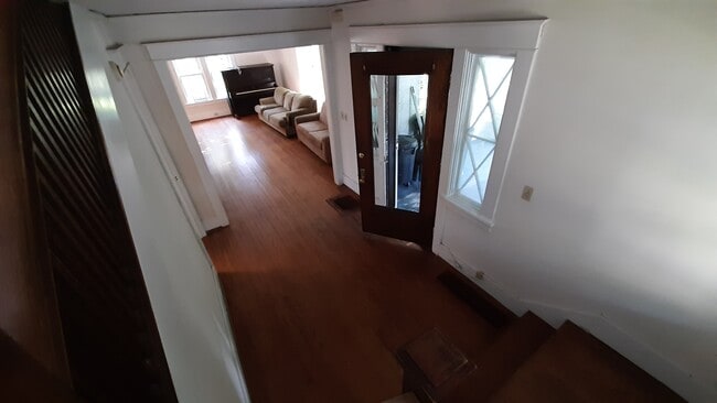 Building Photo - 311 Fairmount Ave