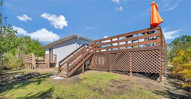 Building Photo - 1119 Ansin St