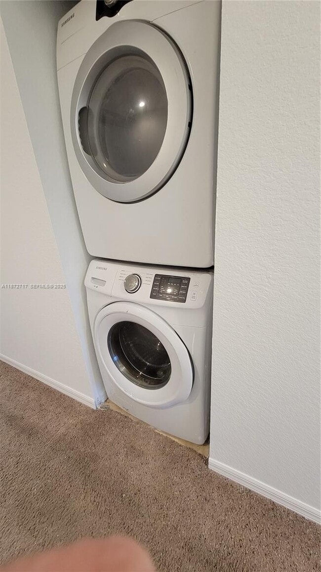 Building Photo - 12600 SW 50th Ct