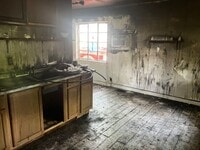 Building Photo - HANDYMAN SPECIAL! NO CREDIT CHECK or BACKG...