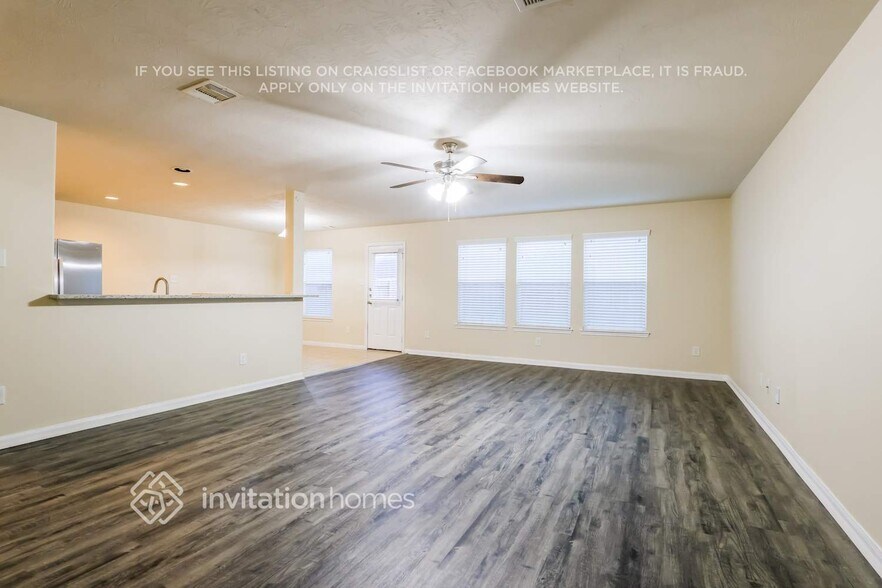 Building Photo - 2435 Gianna Way