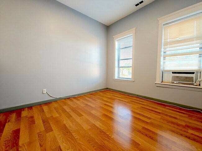 Building Photo - 3102 S Morgan St
