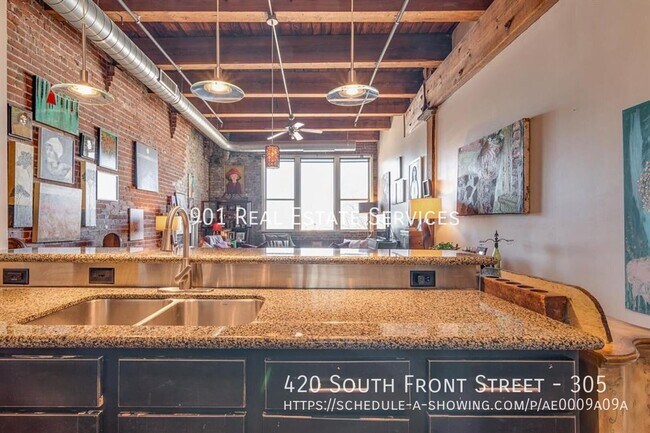 Building Photo - 420 S Front St