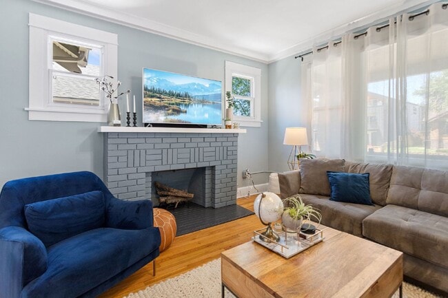 Building Photo - August Availability! Amazing Home Near Slo...